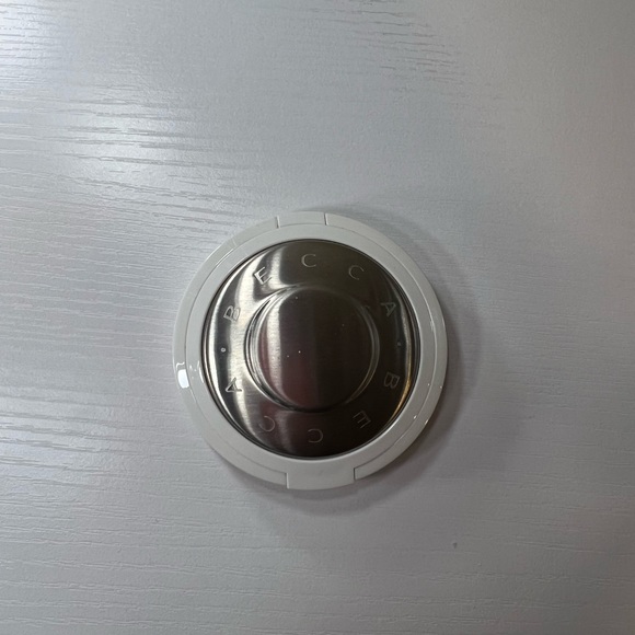 BECCA HIGHLIGHTER- DREAMSICLE - Picture 2 of 4